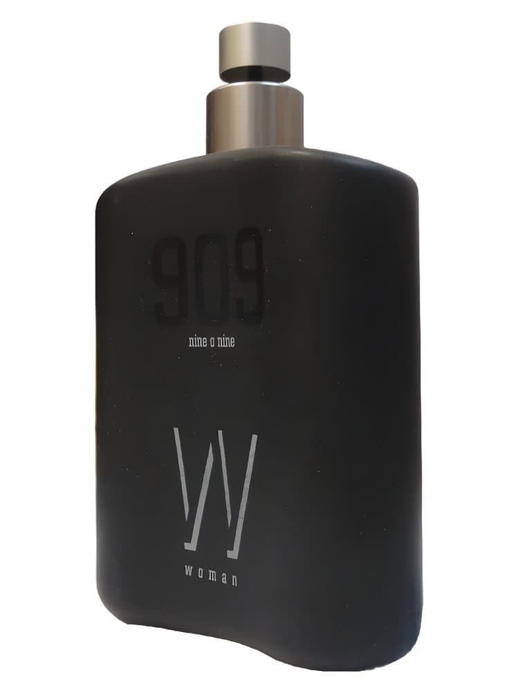 909 Nine O Nine Woman