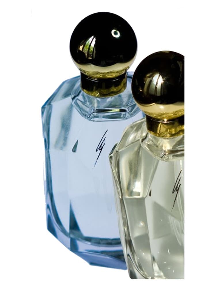 M by Marc de la Morandiere