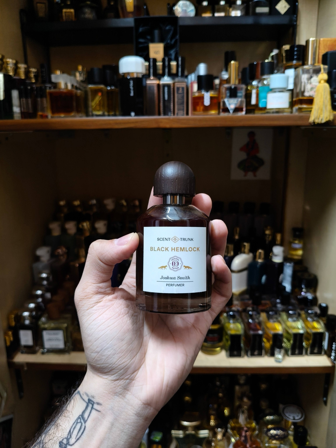 Black Hemlock Scent Trunk